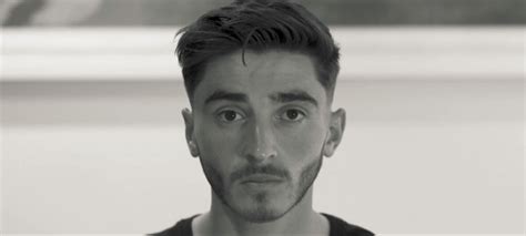 Jogador australiano revela que é gay Só quero jogar e ser tratado igualdade CNN Brasil