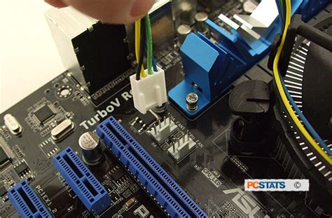 Pcstats Beginners Guide Pcstats Review Installing An Intel Cpu Heatsink