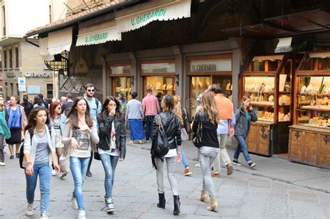 Florence shopping editorial stock photo. Image of destination - 61813673