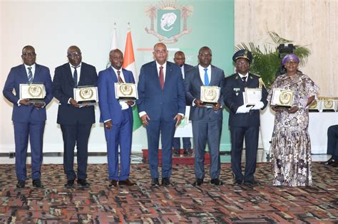 Prix national dExcellence 2021 le Président Alassane Ouattara