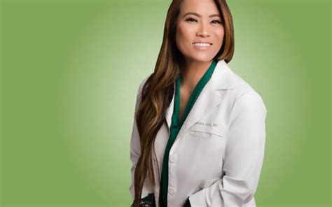 Dr. Lee Satisfying the Crowd – Greatest Medical