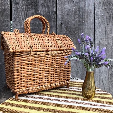 Vintage Wicker Rattan Picnic Basket With Lid And Handles Home Decor