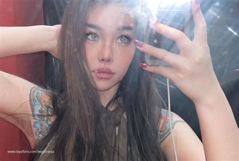 Using My Big Tits And Ass To Suff Cate The Ever Living Sh T Out Of Sub Nicky Mistress Anja