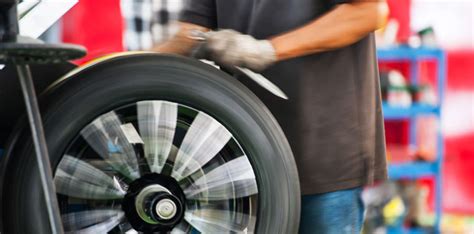 Tyre Wheel Balancing Tyre And Auto Servicing