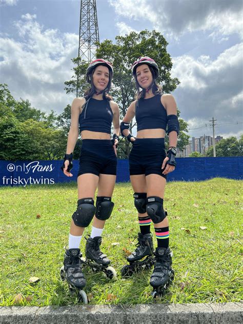 Frisky Twins FriskyAna FriskyIsa Frisky Ana Friskytwins Nude Leaks OnlyFans OnlyFans