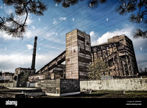 Soviet Factory Hi Res Stock Photography And Images Alamy