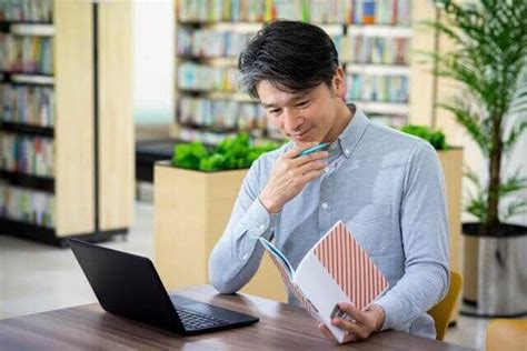 50代からの資格取得｜これからの人生に役立つ？人気資格を紹介｜みんなでつくる！暮らしのマネーメディア みんなのマネ活