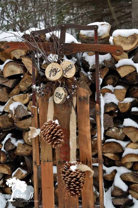 Creative Ways To Decorate A Vintage Sled Christmas Sled Decoration