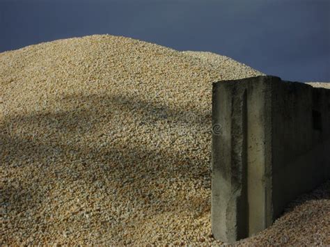 121 Aggregate Stockpile Stock Photos Free And Royalty Free Stock Photos