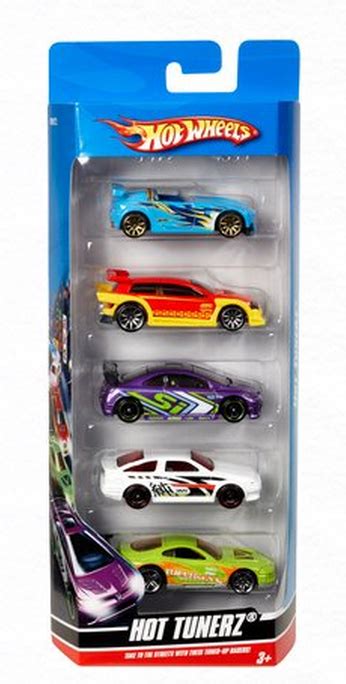 Barbie Dolls And Pack Hot Wheels Off Barbie And HotWheels Toys