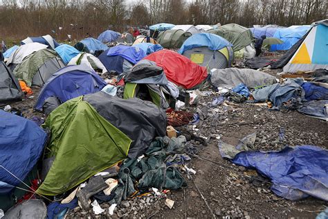 Calais French Authorities Given Court Go Ahead To Clear Jungle Migrant