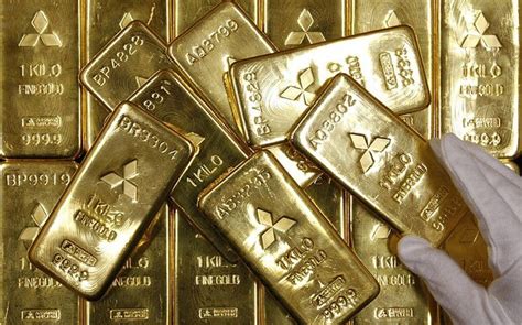 What is the Biggest Gold Bar in the World Worth? - FinanceBuzz