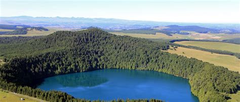 Volcans Du Massif Central Top 8 Des Volcans D Auvergne