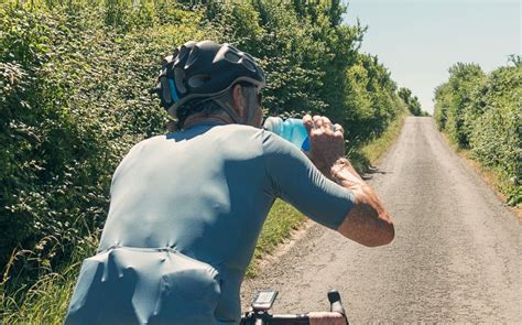 Rehidrátate de forma natural cómo hacer tu propio suero casero Fama