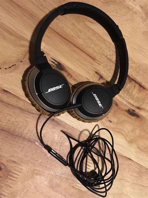 Bose Ae2 Audio Headphones And Headsets On Carousell