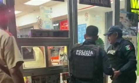 Video Graban Asalto En Oxxo De Canc N Polic As Evitan Que Ladrones