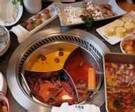 DaLongYi Hot Pot Off The First Table Of The Night With First Table