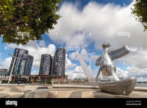 Sculpture Elizabeth Quay Perth Western Fotos Und Bildmaterial In