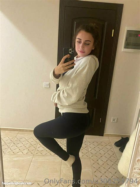 Your Habibi Sweet Girl Nude OnlyFans Leaks The Fappening Photo FappeningBook