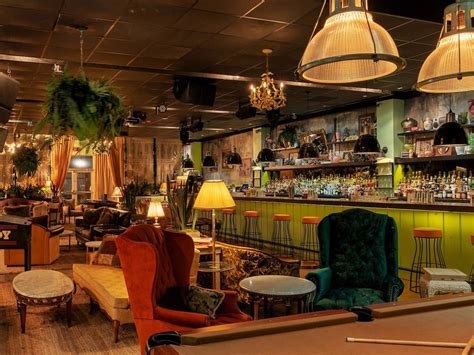 27 Best Bars in Miami From Wynwood to South Beach to Little Havana