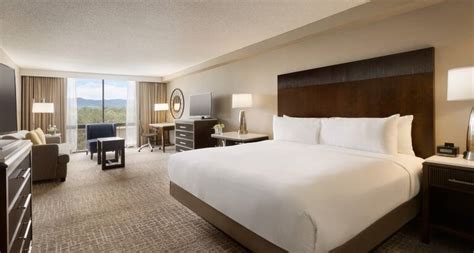 Stay at the Hilton Fort Collins, CO Hotel near CSU