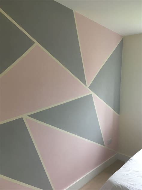 Using Masking Tape To Create A Feature Wall Cinza E Rosa Pintura