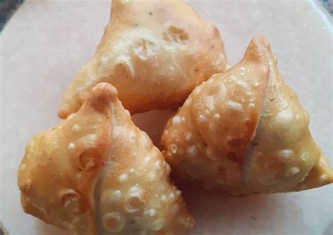 Whole Wheat Flour Samosa With Paneer Filling Recipe By Jagruti Cookpad