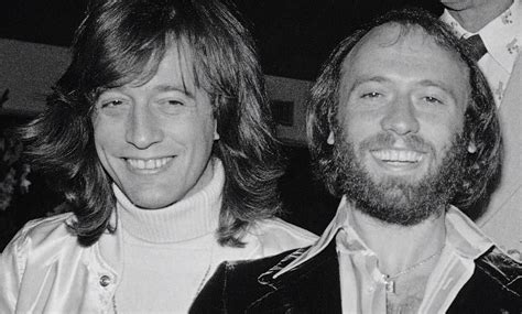 Robin And Maurice Gibb Bee Gees Live Bee Gees Andy Gibb