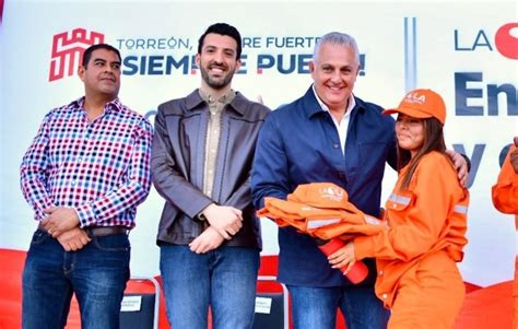 Alcalde Entrega Uniformes Y Equipo A La Ola Noticieros Grem