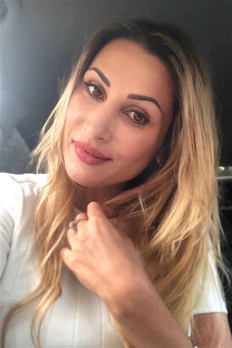 Beautiful Iryna Y O From Dnepr With Blonde Hair Id Ladadate