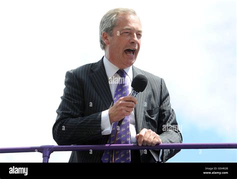 Ukip Leader Nigel Farage Leaves By His Brexit Bus From Clacton On Sea In Essex After Campaigning