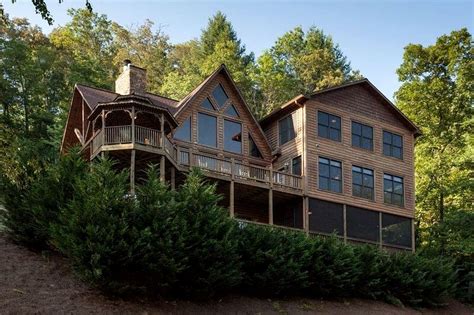 Toccoa Riverfront Cabin Rental | Blue Ridge, Georgia