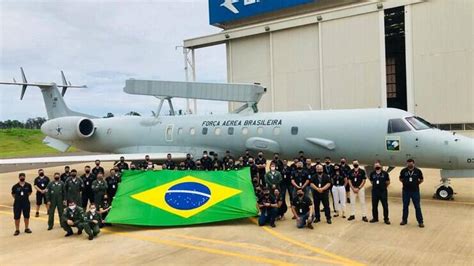 Embraer entrega o segundo E 99 modernizado à FAB Contato Radar iG