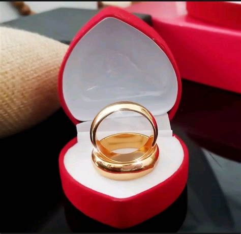 Bayar Di Tempat Cincin Couple Pria Wanita Titanium Tunangan Korea