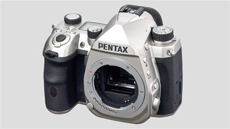 No Tilting Screen For Upcoming Pentax APS C Flagship DSLR Digital