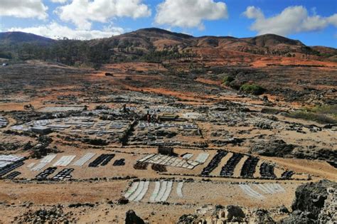 Jaga Kedaulatan KKP Sertifikasi Hak Atas Tanah Pulau Sabu NTT ANTARA