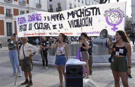 The Feminist Protests Against Luis Rubiales Continue In Madrid Feminist