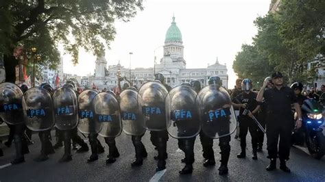 Incidentes En Congreso Liberaron A Dos Detenidos Durante La