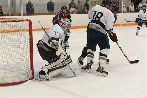 Yarmouth Players Win December Honors – Yarmouth Hockey