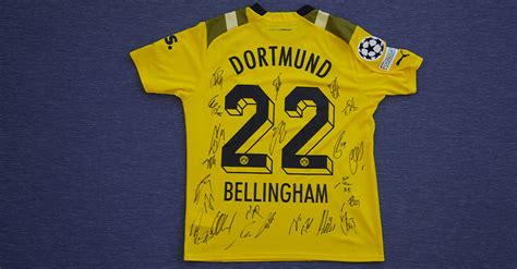 Zum Abschied Von Jude Bellingham Teamsigniertes BVB Trikot