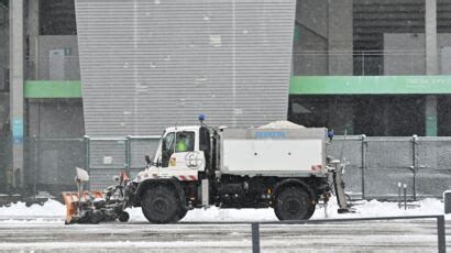 Neige Et Verglas D Partements Toujours Plac S En Vigilance Orange