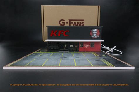 G Fans 1 64 KFC Store Diorama Model With Lights 710014 PVC Material