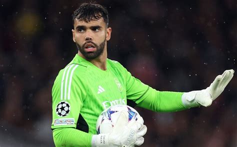 Arsenal Set To Sign Keeper Raya On A Permanent Deal Pepeta