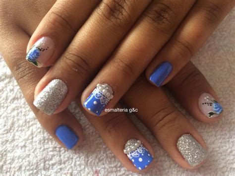 Unhas Esmalte Azul Claro Lindas E Delicadas