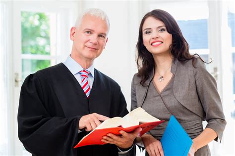 Paralegal Vs Legal Assistant Whats The Difference Us Legal Forms Blog