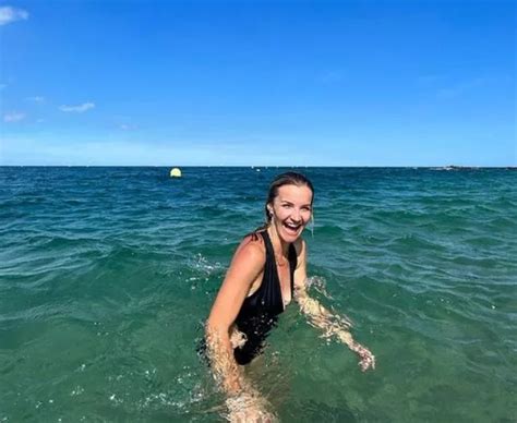 Helen Skelton Has Fans Making Same Happy Observation As She Frolics In The Sea In Beach Babe