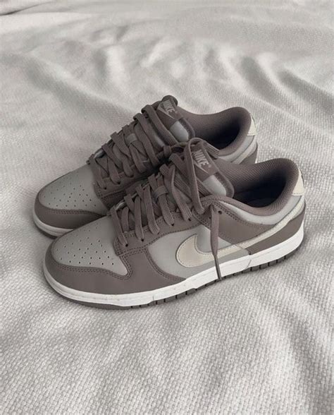 Nike Dunk Low Bone Beige Women S Chaussures De Sport Mode