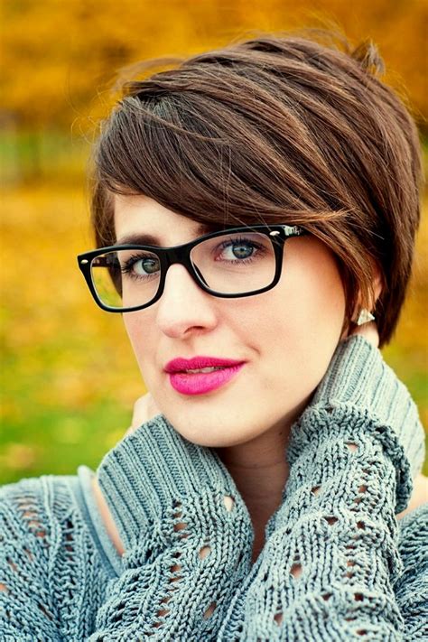 Best Short Hairstyles For Eyeglass Wearers Ideas Hair Style 2020 Short Hairstyles For Thick