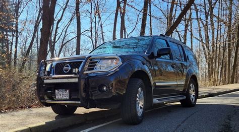 Nissan Pathfinder Silver Edition X Available For Auction