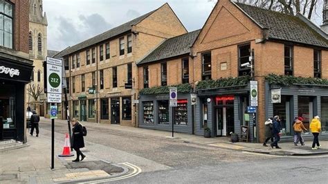 Oxford Zero Emissions Zone Raises Almost £120000 In Fines Bbc News